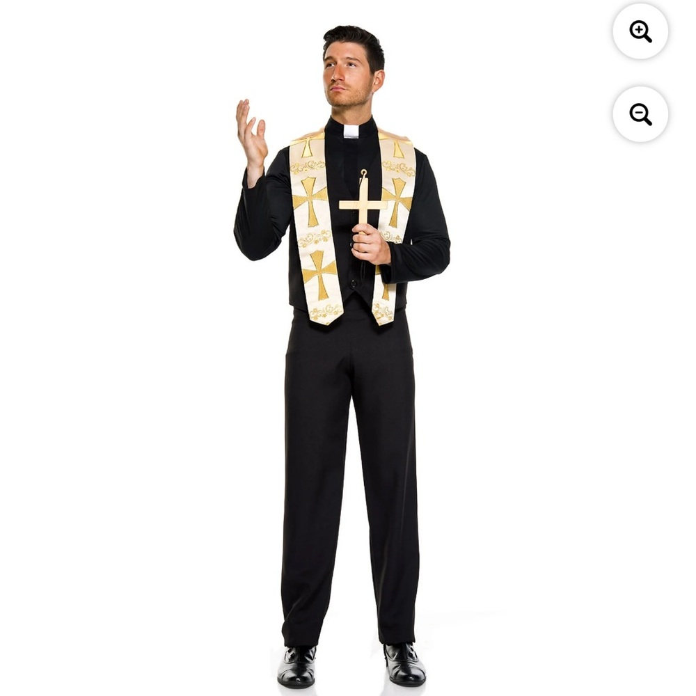 NWT Men’s Black and Gold Priest Costume